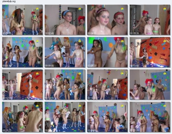 Bare dances of nudists at home - Disco [WorldNudism]