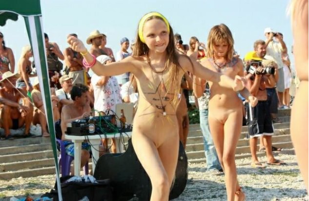 Purenudism - children's nudist beauty contest [WorldNudism]